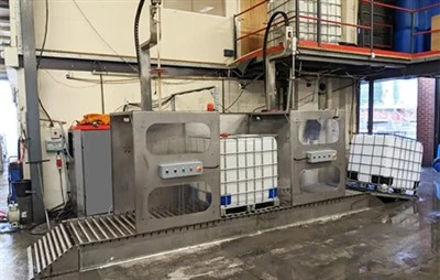 Sistem Hidro Blasting Pembersihan Automatik Tangki IBC